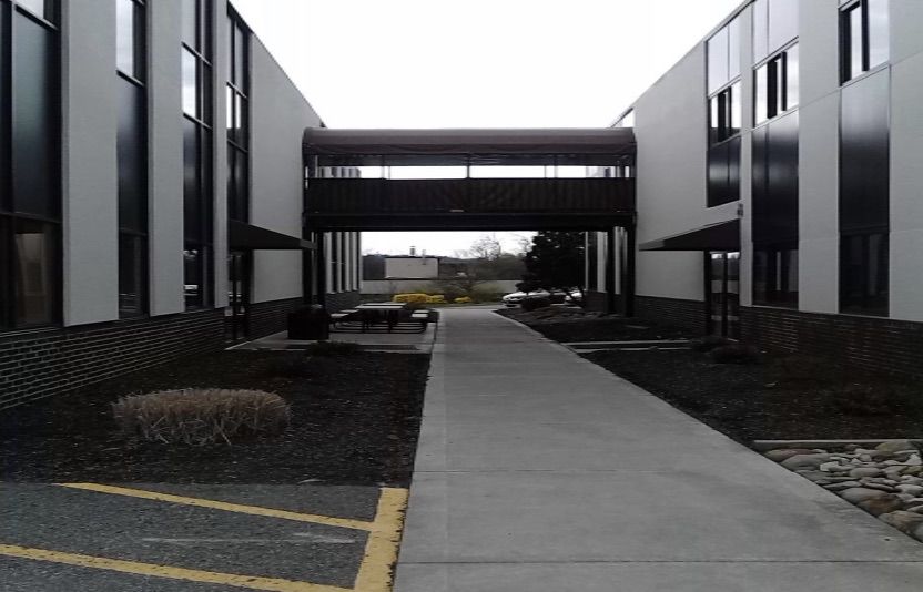Carnegie Office Park Two (Rear Bldg) : 600 N Bell Ave, Carnegie, PA 15106